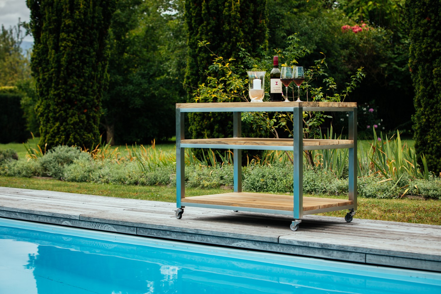 Diamond Garden Piazza Beistelltisch 100x60 cm / Edelstahl Dunkelgrau / Recycled Teak Natur