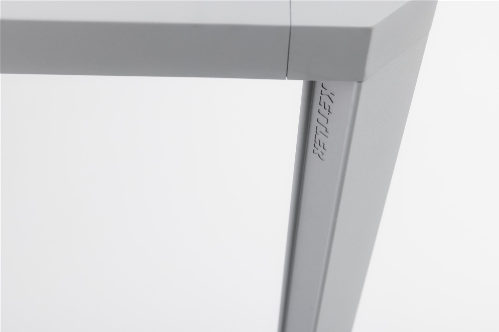 KETTLER Bartisch LATITUDE 70 x 70  Aluminium hellgrau