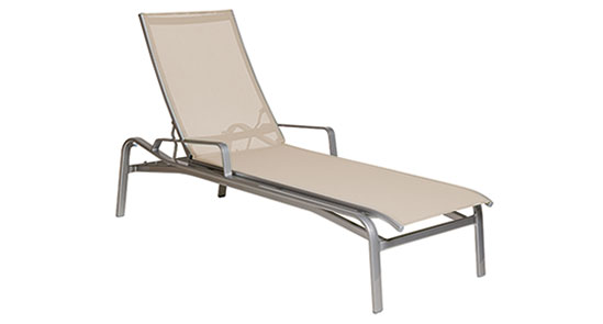 Karasek BARBADOS - Stapelliege mit Aluarmlehne 