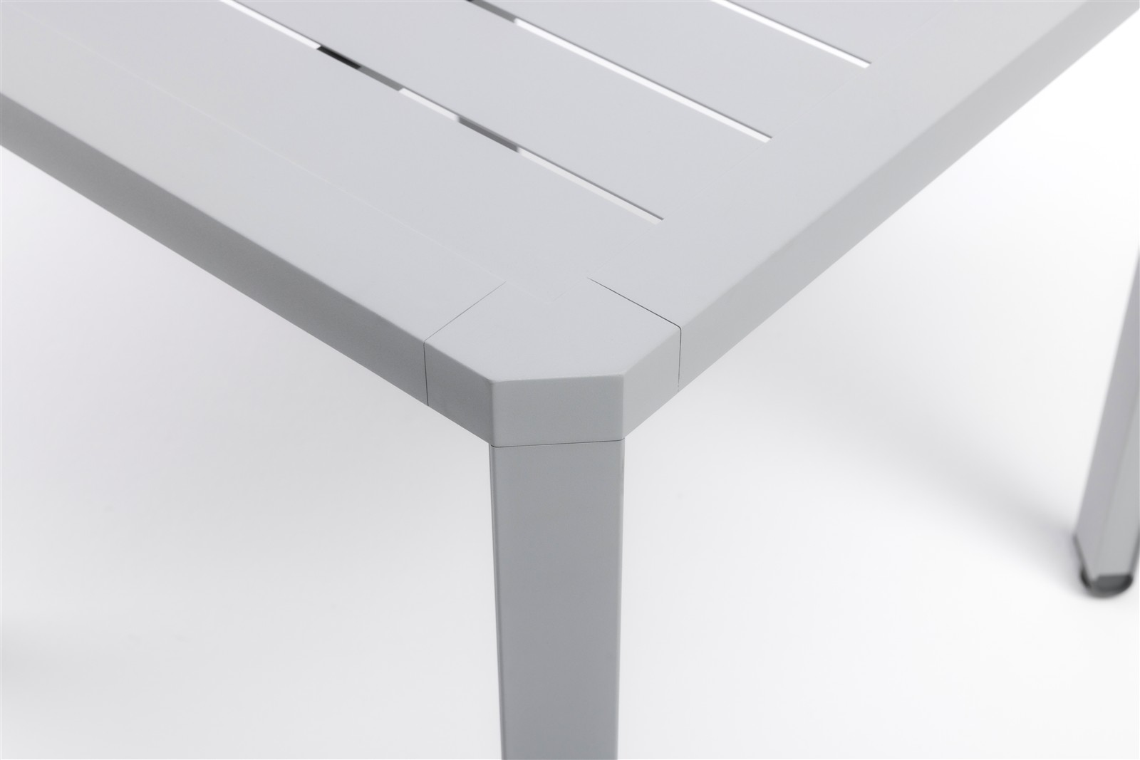 KETTLER Beistelltisch LATITUDE 50 x 50 Aluminium hellgrau