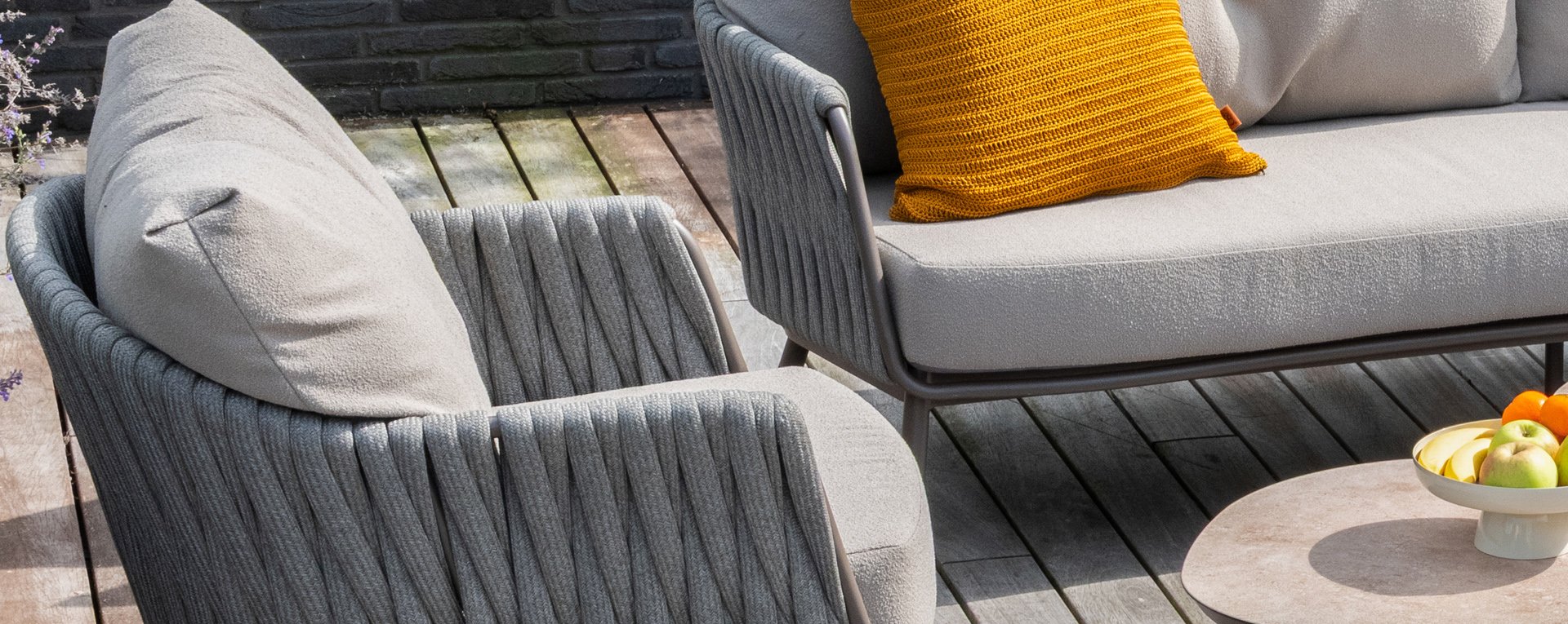 Taste by 4 Seasons Outdoor Cannes Lounge Set mit Kissen Terre/grau